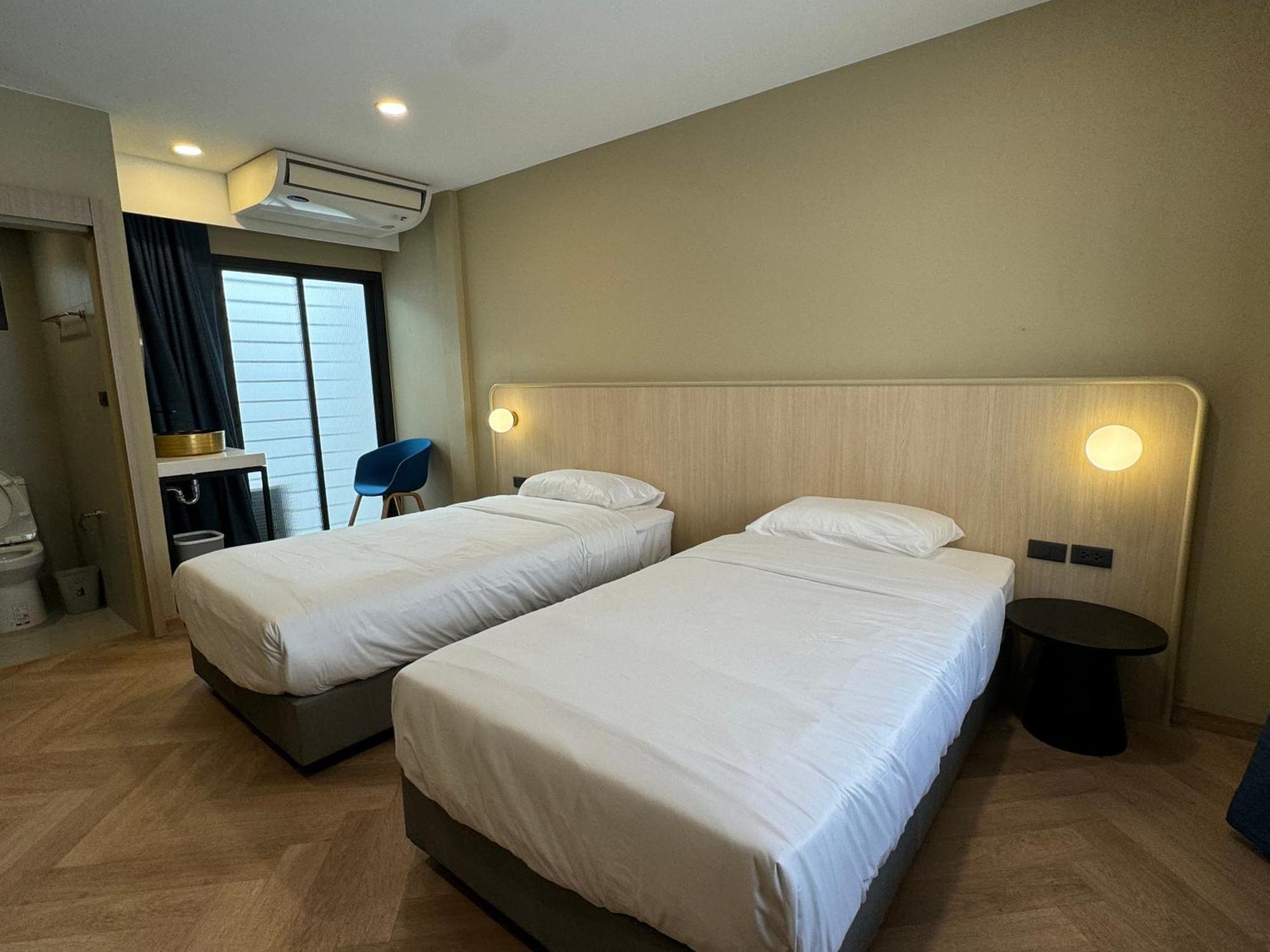 Parcel Hotel Bangkok Exterior foto